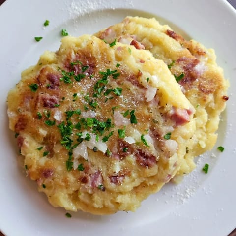 Crispy ham and potato patties